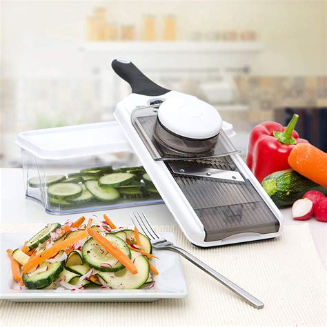 Exploring different blade options for the magic bullet vegetable slicer